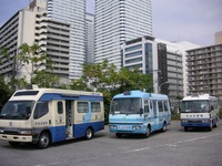 《実績》　2009年10月1日、12台の図書館車の寄贈自治体一覧